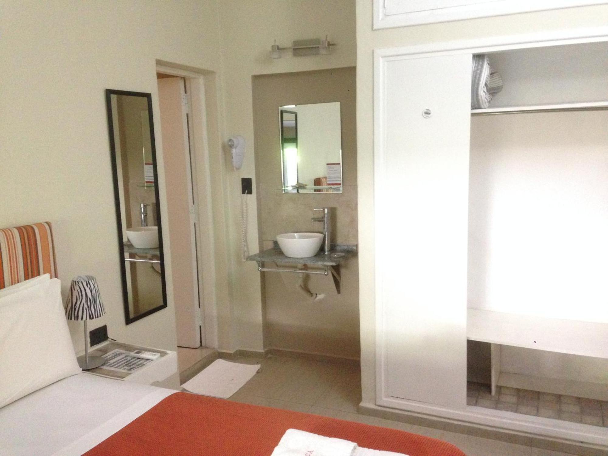 Casa Alta Hotel Boutique & Spa - Solo Adultos Villa Carlos Paz Room photo